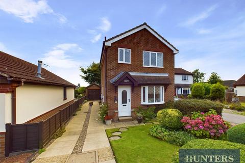 Evesham Croft, Bridlington 3 bed detached house for sale