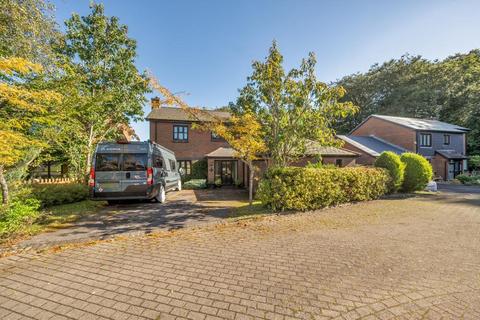 Beacons Park,  Brecon,  Powys,  LD3 5 bed detached house for sale