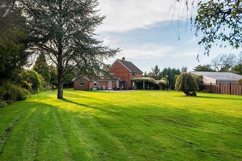 7 bedroom detached house for sale