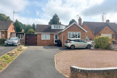 4 bedroom link detached house for sale