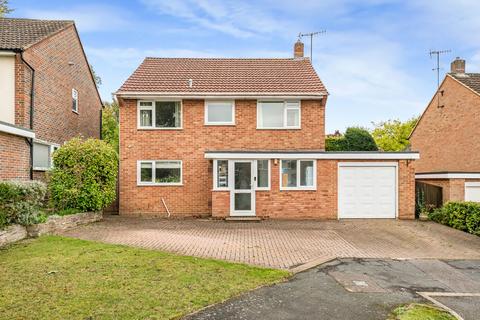 Burwood Close, Merrow, GU1 4 bed detached house for sale