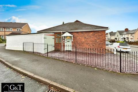 2 bedroom detached house for sale