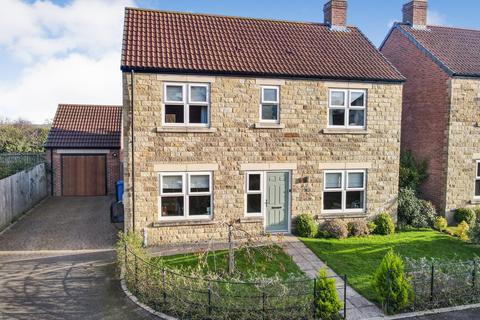 Wilding Place, Morpeth NE65 4 bed detached house for sale
