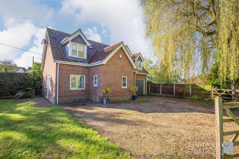 Hill Road, Morley St. Peter 3 bed detached house for sale