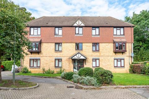 Ladygrove Drive, Burpham, Guildford, GU4 1 bed flat for sale