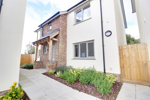 Market Gardens, Torrington, Devon, EX38 4 bed detached house for sale