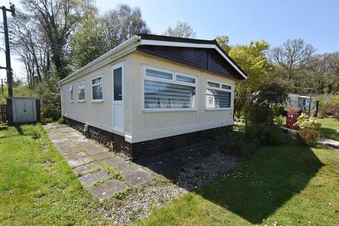 Gladelands Park, Ferndown, Dorset, BH22 1 bed park home for sale