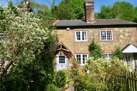 103 Brighton Road, Godalming, GU7 2 bed terraced house for sale