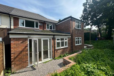 5 bedroom semi-detached house for sale