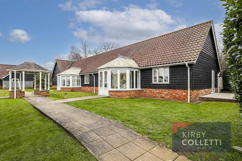 Stocking Hill, Cottered, Buntingford 2 bed bungalow for sale