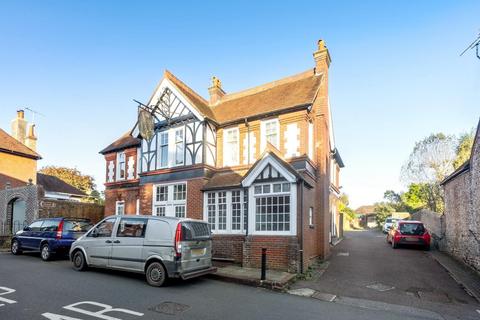 High Street, Ditchling, Hassocks 2 bed apartment for sale