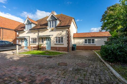 4 bedroom end of terrace house for sale