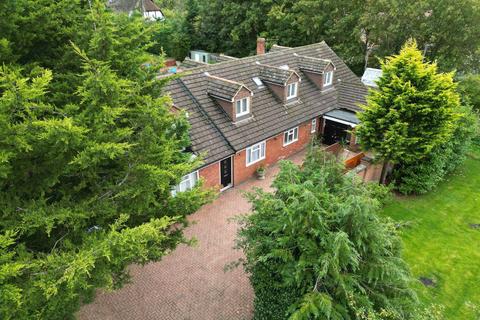 North End Road, Quainton, Aylesbury 5 bed detached house for sale
