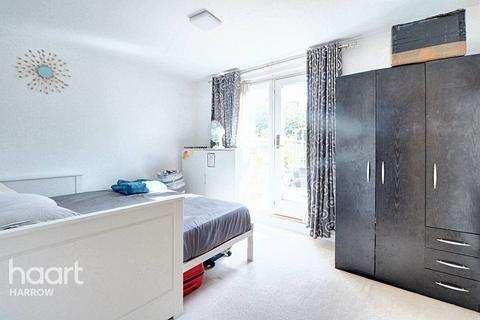 Harrow & Wealdstone 2 bed apartment for sale