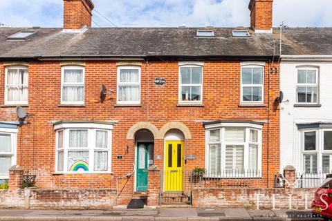 South Street, Lymington SO41 1 bed flat for sale