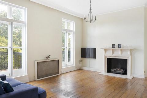 London W11 2 bed apartment for sale