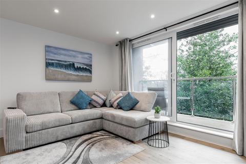 Bournemouth 2 bed flat for sale