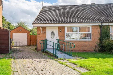 2 bedroom semi-detached bungalow for sale