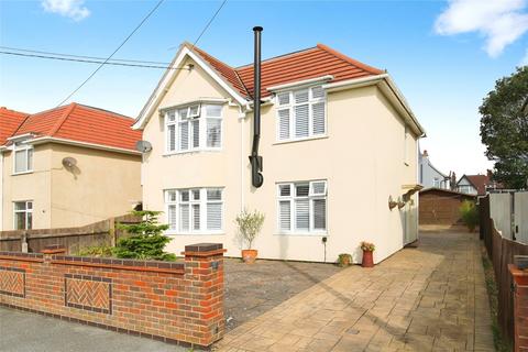 St. Edmunds Road, Felixstowe... 4 bed detached house for sale