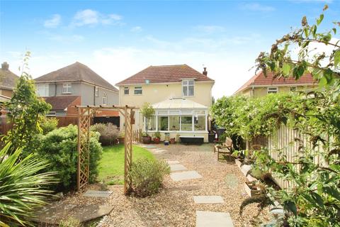 St. Edmunds Road, Felixstowe... 4 bed detached house for sale
