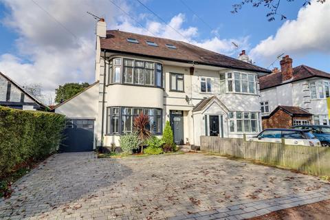 4 bedroom semi-detached house for sale