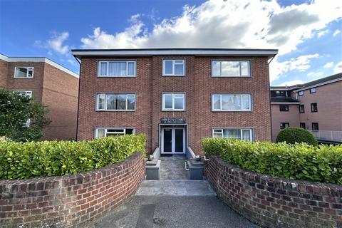 Poole 2 bed flat for sale