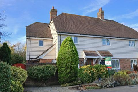 Penfold Grange, Billingshurst 3 bed end of terrace house for sale