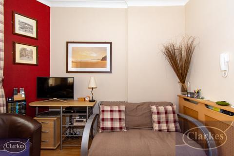 Purbeck Court,  Purbeck road... 1 bed flat for sale