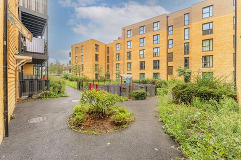 Rowland Road, London, N17 1 bed apartment for sale