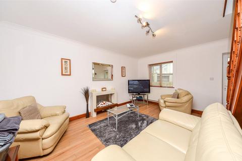 Llanrug, Caernarfon, Gwynedd, LL55 2 bed semi