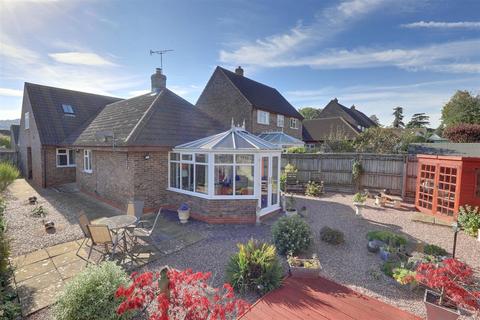 Lady Downe Close, Upton St. Leonards... 4 bed detached bungalow for sale