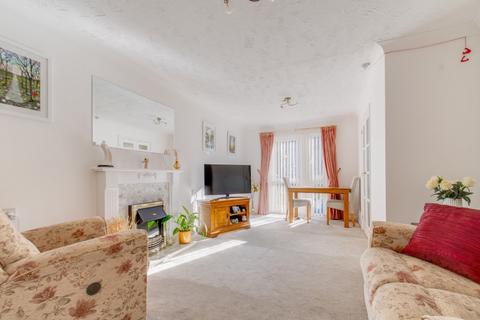 Haslucks Green Road, Solihull B90 2 bed apartment for sale
