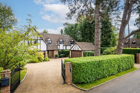 Homefield Road, Warlingham, CR6 5 bed detached house for sale