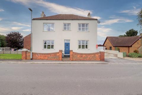 Main Street, Althorpe 4 bed detached house for sale