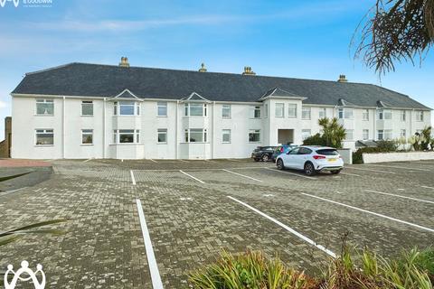 Lon Isallt, Trearddur Bay, LL65 2 bed apartment for sale