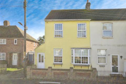 Avondale Place, Lower Stoke ME3 3 bed end of terrace house for sale