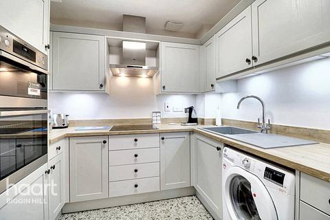 210 Main Road, Biggin Hill 1 bed retirement property for sale