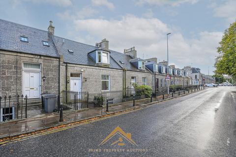 Springbank Terrace, Aberdeen AB11 6 bed terraced house for sale