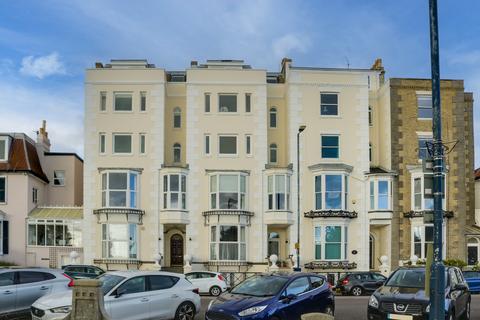 Clarence Parade, Southsea 2 bed apartment for sale