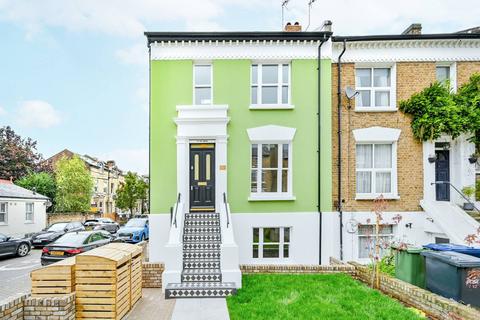 The Grove, Ealing Broadway, London, W5 3 bed maisonette for sale