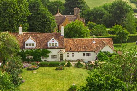 West Street, Lilley, Hertfordshire, LU2 4 bed detached house for sale