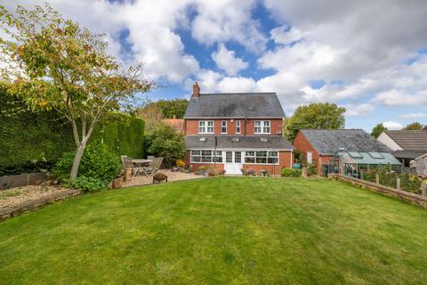 Sunny Hill, Bruton, Somerset, BA10 4 bed detached house for sale