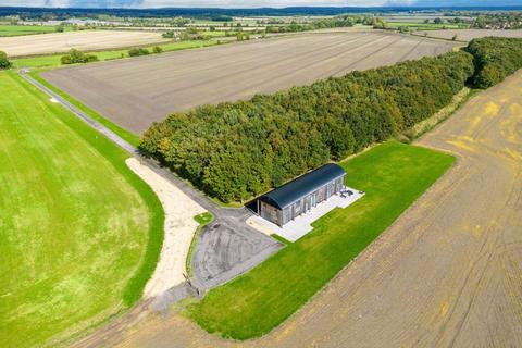 West Hanney, Wantage, OX12 4 bed barn conversion for sale