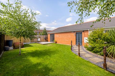 2 bedroom semi-detached bungalow for sale