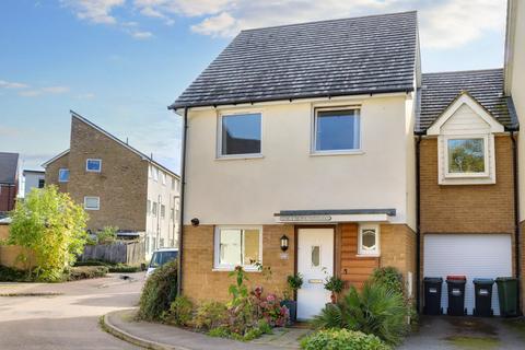 Grove Corner, Milton Keynes 3 bed link detached house for sale