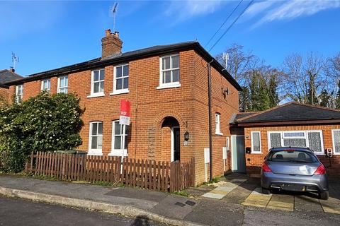 Quarry Road, Hurtmore, Godalming... 3 bed semi