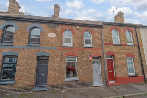 Flora Road, Ramsgate, CT11 2 bed terraced house for sale