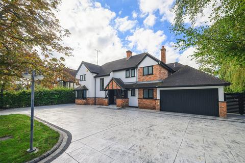 Widworthy Hayes, Hutton, Brentwood, CM13 5 bed detached house for sale