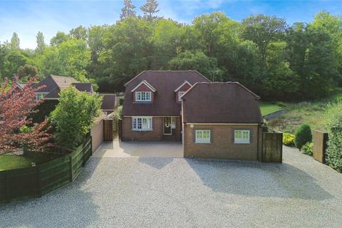 New Road Hill, Midgam, Berkshire, RG7 4 bed detached house for sale