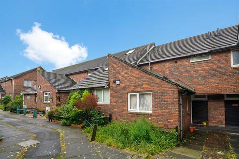 Lockier Walk, Wembley 2 bed terraced house for sale